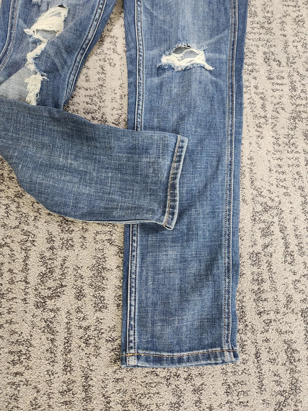 American Eagle Outfitters Distressed Blue Denim Overalls - Picture 4 of 6